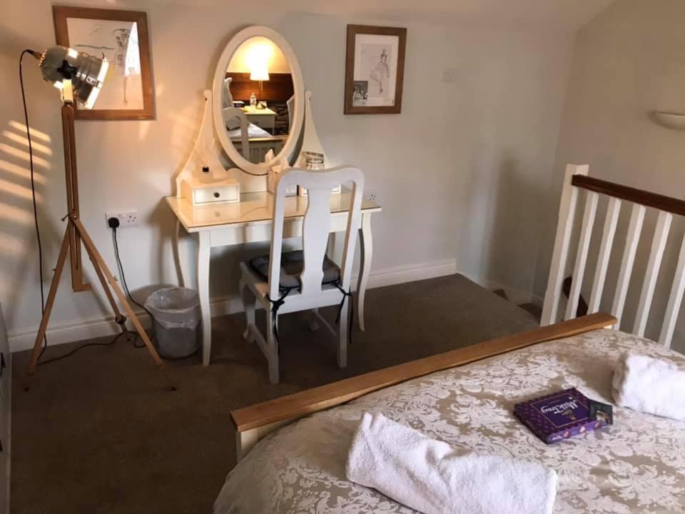 Arthur Street Guest Cottage No16 Хилсбъро Екстериор снимка